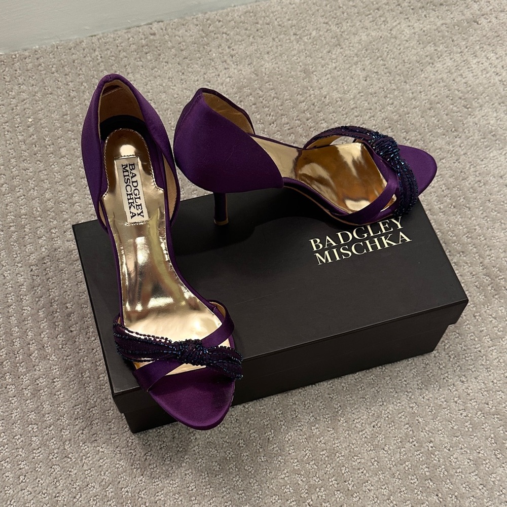 Badgley Mischka River Open Toe Beaded Knot Pumps, color: Plum, Size 8.5